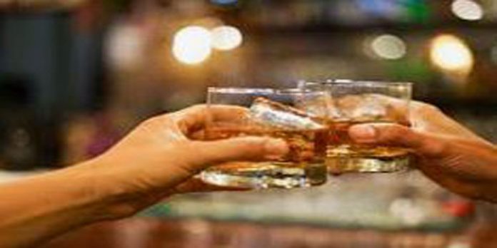 പോലീസ് അക്കാദമിയിൽ മദ്യപാനം ; ആരോഗ്യപരിശോധനയ്ക്ക്എത്തിച്ചപ്പോൾ രണ്ടുപേർ ഓടിരക്ഷപ്പെട്ടു പോലീസ് അക്കാദമിയിൽ മദ്യപാനം ; ആരോഗ്യപരിശോധനയ്ക്ക്എത്തിച്ചപ്പോൾ രണ്ടുപേർ ഓടിരക്ഷപ്പെട്ടു