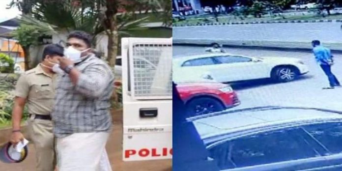 വ്യാജ രേഖ ചമച്ച് ആഡംബര കാറിന്റെ ഉടമസ്ഥാവകാശം മാറ്റി ; കഥ മെനഞ്ഞ് മോഷണവും – ഒടുവിൽ അറസ്റ്റ് വ്യാജ രേഖ ചമച്ച് ആഡംബര കാറിന്റെ ഉടമസ്ഥാവകാശം മാറ്റി ; കഥ മെനഞ്ഞ് മോഷണവും – ഒടുവിൽ അറസ്റ്റ്