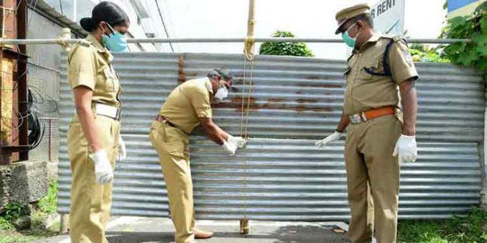 പത്തനംതിട്ട ജില്ലയില് ഡബ്ല്യൂ.ഐ.പി.ആര് 8 ശതമാനത്തില് കൂടുതലുള്ളത് ആറ് വാര്ഡുകളില് ; കര്ശന നിയന്ത്രണം പത്തനംതിട്ട ജില്ലയില് ഡബ്ല്യൂ.ഐ.പി.ആര് 8 ശതമാനത്തില് കൂടുതലുള്ളത് ആറ് വാര്ഡുകളില് ; കര്ശന നിയന്ത്രണം