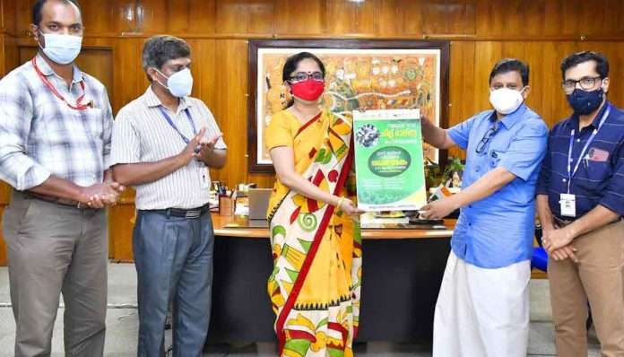 ചില്ല് കളയല്ലേ .. എടുക്കാനാളുവരും… പത്തനംതിട്ട ജില്ലയില് ചില്ലു മാലിന്യശേഖരണ ക്യാമ്പയിന് തുടക്കമായി ചില്ല് കളയല്ലേ .. എടുക്കാനാളുവരും… പത്തനംതിട്ട ജില്ലയില് ചില്ലു മാലിന്യശേഖരണ ക്യാമ്പയിന് തുടക്കമായി