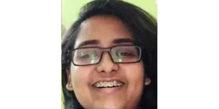 കോവിഡ് വാക്സിന് എടുത്ത യുവതി തലച്ചോറിലെ രക്തസ്രാവത്തെ തുടര്ന്ന് മരിച്ചു ; ആരോഗ്യവകുപ്പ് അന്വേഷണം തുടങ്ങി കോവിഡ് വാക്സിന് എടുത്ത യുവതി തലച്ചോറിലെ രക്തസ്രാവത്തെ തുടര്ന്ന് മരിച്ചു ; ആരോഗ്യവകുപ്പ് അന്വേഷണം തുടങ്ങി