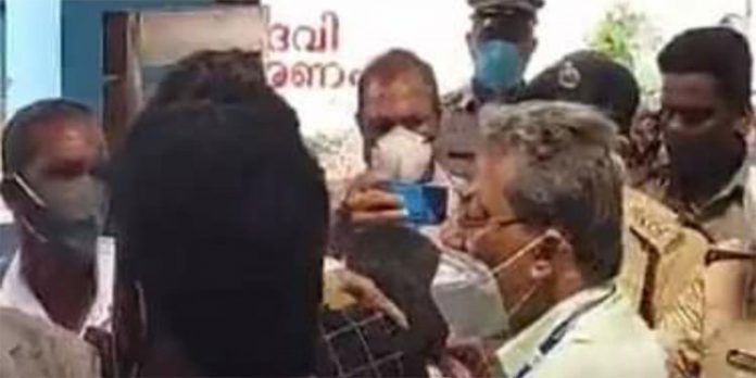 ബി.ജെ.പി.അംഗം എത്തിയത് സി.പി.എമ്മുകാരുടെ ആംബുലന്സില് ; ഇളമ്പല്ലൂരില് നാടകീയ രംഗങ്ങള് ബി.ജെ.പി.അംഗം എത്തിയത് സി.പി.എമ്മുകാരുടെ ആംബുലന്സില് ; ഇളമ്പല്ലൂരില് നാടകീയ രംഗങ്ങള്