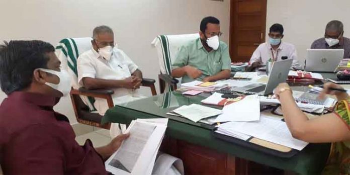 ആറായിരത്തില് അധികം കര്ഷകര്ക്ക് പട്ടയം ലഭിക്കും : കെ.യു.ജനീഷ് കുമാര് എംഎല്എ ആറായിരത്തില് അധികം കര്ഷകര്ക്ക് പട്ടയം ലഭിക്കും : കെ.യു.ജനീഷ് കുമാര് എംഎല്എ