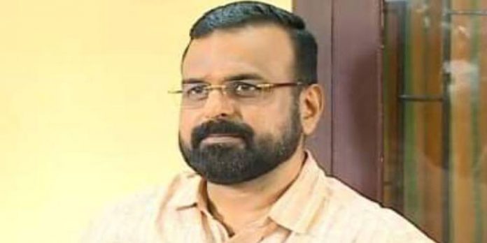 സുധാകരനും സതീശനും കാണിച്ചതിലും വലിയ അച്ചടക്കരാഹിത്യം കാണിച്ചിട്ടില്ല : കെ.പി അനില്കുമാര് സുധാകരനും സതീശനും കാണിച്ചതിലും വലിയ അച്ചടക്കരാഹിത്യം കാണിച്ചിട്ടില്ല : കെ.പി അനില്കുമാര്