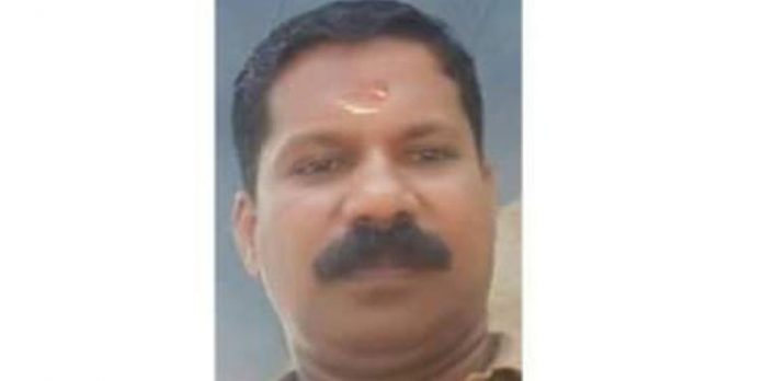 പെണ്കുട്ടിയെ വീട്ടില്ക്കയറി കടന്നുപിടിച്ചു ; പോക്സോ കേസില് 45-കാരന് അറസ്റ്റില് പെണ്കുട്ടിയെ വീട്ടില്ക്കയറി കടന്നുപിടിച്ചു ; പോക്സോ കേസില് 45-കാരന് അറസ്റ്റില്