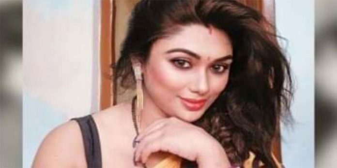 പോണ് റാക്കറ്റ് നടത്തിയതിന് നടി നന്ദിത ദത്ത അറസ്റ്റില് പോണ് റാക്കറ്റ് നടത്തിയതിന് നടി നന്ദിത ദത്ത അറസ്റ്റില്