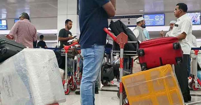 പ്രവാസികളെ ഉദ്ധരിക്കുവാനെന്ന പേരില് ഒന്നരക്കോടി രൂപ ധൂര്ത്തടിച്ച് ലോക കേരള സഭ ; പ്രതിഷേധവുമായി പ്രവാസി കോണ്ഗ്രസ് പ്രവാസികളെ ഉദ്ധരിക്കുവാനെന്ന പേരില് ഒന്നരക്കോടി രൂപ ധൂര്ത്തടിച്ച് ലോക കേരള സഭ ; പ്രതിഷേധവുമായി പ്രവാസി കോണ്ഗ്രസ്