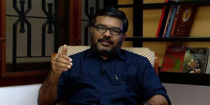 വാരിയംകുന്നത്ത് കുഞ്ഞഹമ്മദ് ഹാജിയുടെ സ്ഥാനം ഭഗത് സിങ്ങിന് തുല്യമാണെന്ന് സ്പീക്കര് വാരിയംകുന്നത്ത് കുഞ്ഞഹമ്മദ് ഹാജിയുടെ സ്ഥാനം ഭഗത് സിങ്ങിന് തുല്യമാണെന്ന് സ്പീക്കര്