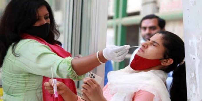 24 മണിക്കൂറിടെ രാജ്യത്ത് 41,195 പേര്ക്ക് കോവിഡ് സ്ഥിരീകരിച്ചു ; 490 മരണം 24 മണിക്കൂറിടെ രാജ്യത്ത് 41,195 പേര്ക്ക് കോവിഡ് സ്ഥിരീകരിച്ചു ; 490 മരണം