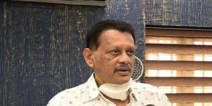 പിന്നോട്ടു പോയിട്ടില്ല – തിയേറ്ററുകള് തുറക്കണം ; പ്രചരിക്കുന്നത് വ്യാജ വാര്ത്ത : സിയാദ് കോക്കര് പിന്നോട്ടു പോയിട്ടില്ല – തിയേറ്ററുകള് തുറക്കണം ; പ്രചരിക്കുന്നത് വ്യാജ വാര്ത്ത : സിയാദ് കോക്കര്