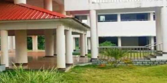 സാങ്കേതിക സര്വകലാശാല ; ബി.ടെക് പരീക്ഷയില് 51.86 ശതമാനം വിജയം സാങ്കേതിക സര്വകലാശാല ; ബി.ടെക് പരീക്ഷയില് 51.86 ശതമാനം വിജയം