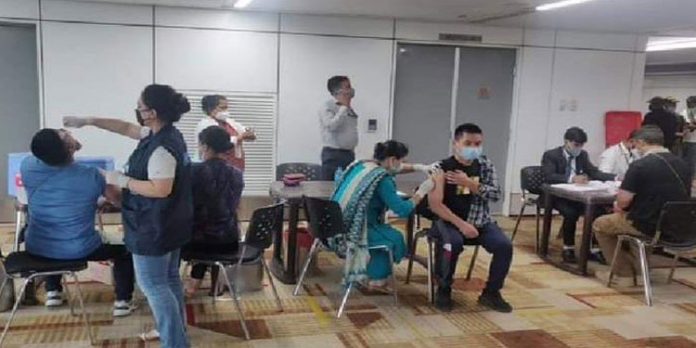 അഫ്ഗാനിൽ നിന്ന് എത്തിയവര്ക്ക് പോളിയോ വാക്സിനെടുക്കുമെന്ന് കേന്ദ്ര ആരോഗ്യമന്ത്രി അഫ്ഗാനിൽ നിന്ന് എത്തിയവര്ക്ക് പോളിയോ വാക്സിനെടുക്കുമെന്ന് കേന്ദ്ര ആരോഗ്യമന്ത്രി
