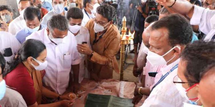 ആചാരപ്പെരുമയില് അഷ്ടമിരോഹിണി വള്ളസദ്യ ആചാരപ്പെരുമയില് അഷ്ടമിരോഹിണി വള്ളസദ്യ