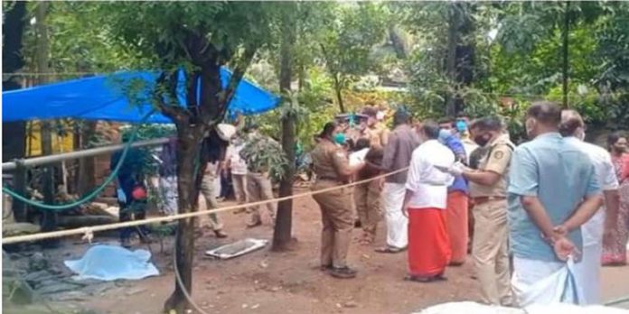വയോധിക ദുരൂഹ സാഹചര്യത്തിൽ മരിച്ച നിലയിൽ ; ഭർത്താവ് പോലീസ് കസ്റ്റഡിയിൽ വയോധിക ദുരൂഹ സാഹചര്യത്തിൽ മരിച്ച നിലയിൽ ; ഭർത്താവ് പോലീസ് കസ്റ്റഡിയിൽ