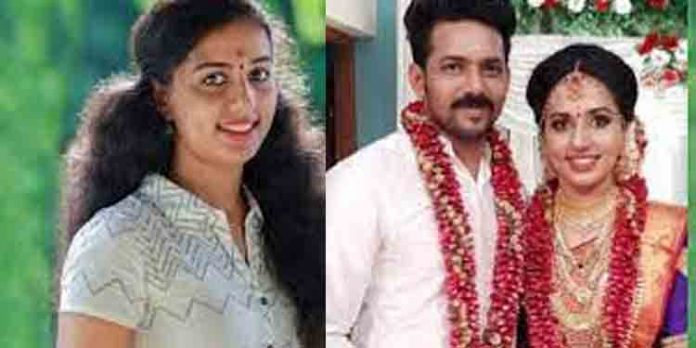 വിസ്മയയുടെ മരണം : കിരണിനെ ജോലിയില് നിന്ന് പിരിച്ചു വിട്ട് ഉത്തരവിറക്കി വിസ്മയയുടെ മരണം : കിരണിനെ ജോലിയില് നിന്ന് പിരിച്ചു വിട്ട് ഉത്തരവിറക്കി