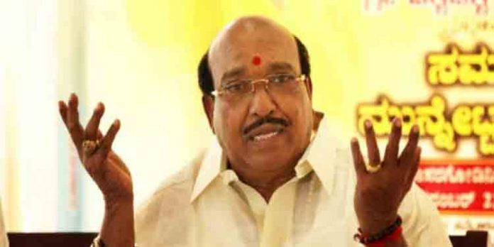 പിണറായി വിജയനും സര്ക്കാരിനും ശുക്രദശ ; സുധാകരന്റെ വരവോടെ കോണ്ഗ്രസ് സര്വ്വനാശത്തിലേയ്ക്ക് എന്ന് വെള്ളാപ്പള്ളി പിണറായി വിജയനും സര്ക്കാരിനും ശുക്രദശ ; സുധാകരന്റെ വരവോടെ കോണ്ഗ്രസ് സര്വ്വനാശത്തിലേയ്ക്ക് എന്ന് വെള്ളാപ്പള്ളി