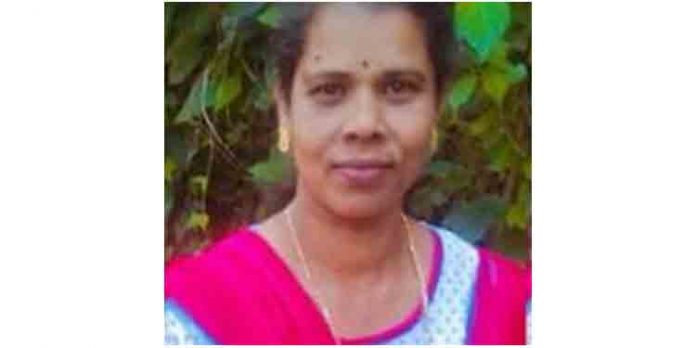കാണാതായ യുവതിയുടെ മൃതദേഹം അയല്വാസിയുടെ അടുക്കളയില് കുഴിച്ചു മൂടിയ നിലയില് കാണാതായ യുവതിയുടെ മൃതദേഹം അയല്വാസിയുടെ അടുക്കളയില് കുഴിച്ചു മൂടിയ നിലയില്
