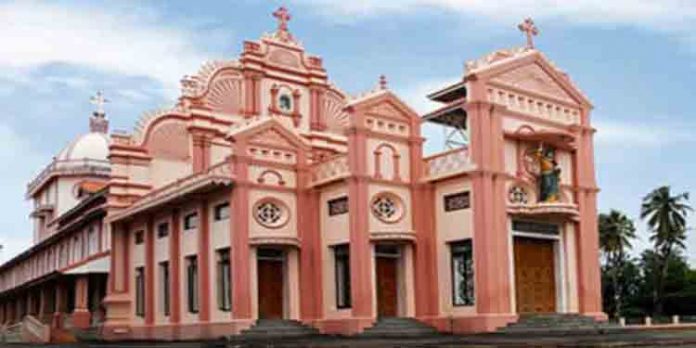 കുര്ബാന പുതുക്കിയ സിനഡ് തീരുമാനത്തിനെതിരെ ഇരിങ്ങാലക്കുട രൂപതയും പ്രതിഷേധവുമായി രംഗത്ത് കുര്ബാന പുതുക്കിയ സിനഡ് തീരുമാനത്തിനെതിരെ ഇരിങ്ങാലക്കുട രൂപതയും പ്രതിഷേധവുമായി രംഗത്ത്