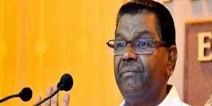 രമേശ് ചെന്നിത്തലയെ രൂക്ഷമായി വിമര്ശിച്ച് തിരുവഞ്ചൂര് രമേശ് ചെന്നിത്തലയെ രൂക്ഷമായി വിമര്ശിച്ച് തിരുവഞ്ചൂര്
