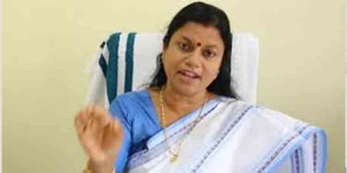 കെഎസ്ആര്ടിസി ഡിപ്പോകളിലെ മദ്യവില്പ്പനയെ സ്ത്രീ സുരക്ഷയുടെ പുതിയ മോഡലെന്ന് ബിന്ദു കൃഷ്ണ കെഎസ്ആര്ടിസി ഡിപ്പോകളിലെ മദ്യവില്പ്പനയെ സ്ത്രീ സുരക്ഷയുടെ പുതിയ മോഡലെന്ന് ബിന്ദു കൃഷ്ണ