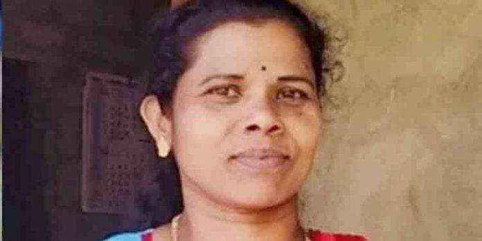 സിന്ധുവിനെ ശ്വാസം മുട്ടിച്ച് കൊലപ്പെടുത്തിയതെന്ന് പ്രാഥമിക പോസ്റ്റ് മോര്ട്ടം റിപ്പോര്ട്ട് സിന്ധുവിനെ ശ്വാസം മുട്ടിച്ച് കൊലപ്പെടുത്തിയതെന്ന് പ്രാഥമിക പോസ്റ്റ് മോര്ട്ടം റിപ്പോര്ട്ട്