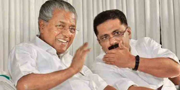കെ.ടി ജലീല് എം.എല്.എയെ മുഖ്യമന്ത്രി പിണറായി വിജയന് വിളിച്ചു വരുത്തി കെ.ടി ജലീല് എം.എല്.എയെ മുഖ്യമന്ത്രി പിണറായി വിജയന് വിളിച്ചു വരുത്തി