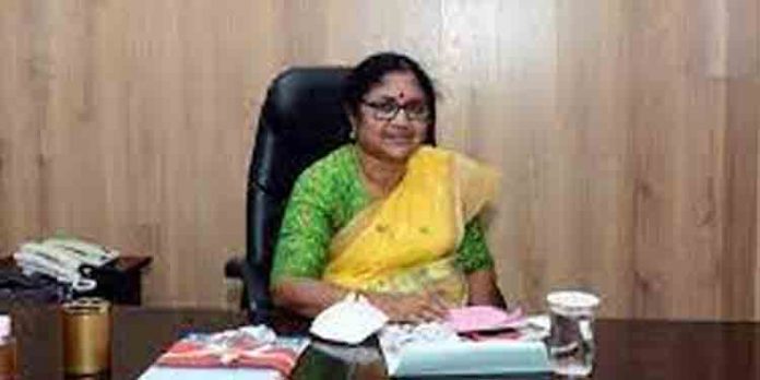 ഉന്നത വിദ്യാഭ്യാസ സ്ഥാപനങ്ങള് തുറക്കല് : മന്ത്രി ആര്.ബിന്ദുവിന്റെ അധ്യക്ഷതയില് പ്രിന്സിപ്പല്മാരുടെ യോഗം ഇന്ന് ഉന്നത വിദ്യാഭ്യാസ സ്ഥാപനങ്ങള് തുറക്കല് : മന്ത്രി ആര്.ബിന്ദുവിന്റെ അധ്യക്ഷതയില് പ്രിന്സിപ്പല്മാരുടെ യോഗം ഇന്ന്