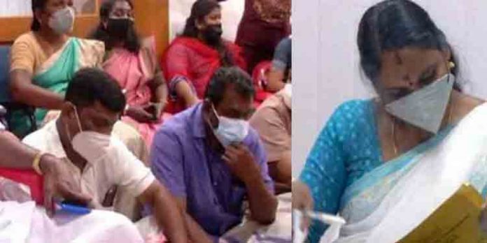 തൃക്കാക്കര നഗരസഭ ചെയര്പേഴ്സണ് അജിതാ തങ്കപ്പനെതിരെ ഇടത് മുന്നണി അവിശ്വാസ പ്രമേയത്തിന് നോട്ടീന് നല്കി തൃക്കാക്കര നഗരസഭ ചെയര്പേഴ്സണ് അജിതാ തങ്കപ്പനെതിരെ ഇടത് മുന്നണി അവിശ്വാസ പ്രമേയത്തിന് നോട്ടീന് നല്കി