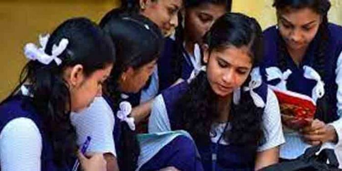 പ്ലസ് വണ് പ്രവേശനo : ഒന്നാം അലോട്ട്മെന്റ് സെപ്തംബര് 22ന് പ്ലസ് വണ് പ്രവേശനo : ഒന്നാം അലോട്ട്മെന്റ് സെപ്തംബര് 22ന്