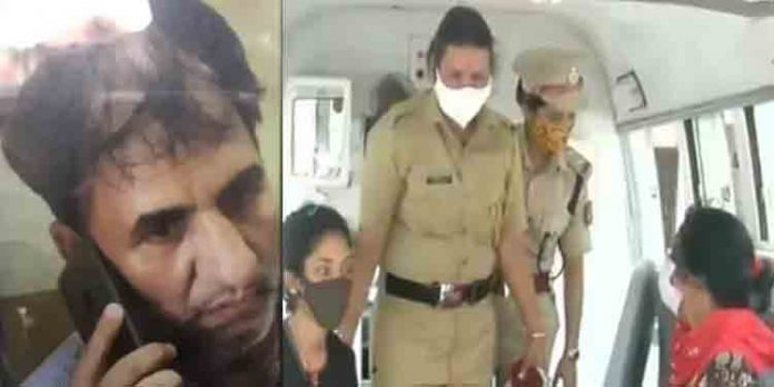ട്രെയിനിലെ മോഷണം : പ്രതിയെന്ന് കരുതുന്നയാളുടെ ചിത്രം പുറത്തുവിട്ടു ട്രെയിനിലെ മോഷണം : പ്രതിയെന്ന് കരുതുന്നയാളുടെ ചിത്രം പുറത്തുവിട്ടു