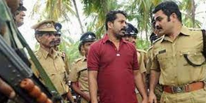 കൊടി സുനിയെ ജയിലില് കൊല്ലാന് പദ്ധതി ; സ്പെഷ്യല് ബ്രാഞ്ചും ജയില് വകുപ്പും അന്വേഷണം തുടങ്ങി കൊടി സുനിയെ ജയിലില് കൊല്ലാന് പദ്ധതി ; സ്പെഷ്യല് ബ്രാഞ്ചും ജയില് വകുപ്പും അന്വേഷണം തുടങ്ങി