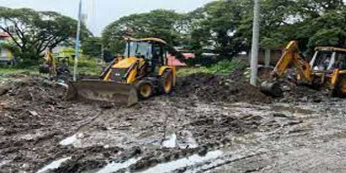 സ്മാര്ട്ട് മിഷന്റെ ഫോര്ട്ട് കൊച്ചിയിലെ സ്വീവേജ് പ്ലാന്റ്നിര്മാണം നഗരസഭ അനുമതി ഇല്ലാതെ ; പ്രതിഷേധം സ്മാര്ട്ട് മിഷന്റെ ഫോര്ട്ട് കൊച്ചിയിലെ സ്വീവേജ് പ്ലാന്റ്നിര്മാണം നഗരസഭ അനുമതി ഇല്ലാതെ ; പ്രതിഷേധം