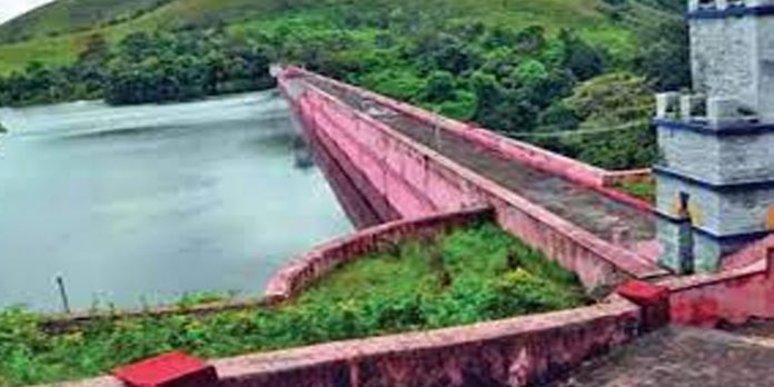 മുല്ലപ്പെരിയാര് ഡാം ബോംബ് െവച്ച് തകര്ക്കുമെന്ന് ഭീഷണിപ്പെടുത്തിയ പ്രതിയെ കണ്ടെത്തി ; മാനസിക രോഗി മുല്ലപ്പെരിയാര് ഡാം ബോംബ് െവച്ച് തകര്ക്കുമെന്ന് ഭീഷണിപ്പെടുത്തിയ പ്രതിയെ കണ്ടെത്തി ; മാനസിക രോഗി