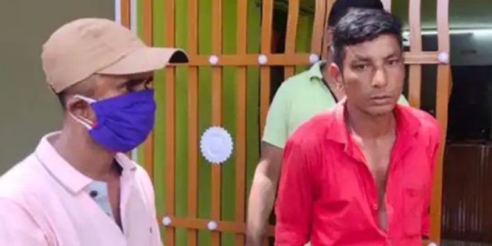 ജ്വല്ലറിയുടെ ഭിത്തി തുരന്ന് കവര്ച്ച ; രണ്ട് പേര് പിടിയില് ജ്വല്ലറിയുടെ ഭിത്തി തുരന്ന് കവര്ച്ച ; രണ്ട് പേര് പിടിയില്