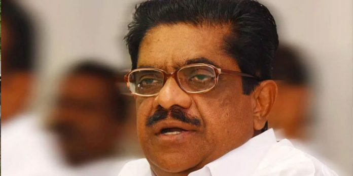 സുധീരനുമായി ഇനി അനുനയത്തിന് ഇല്ല ; ഹൈക്കമാന്ഡ് ഇടപെട്ട് എന്തെങ്കിലും ചെയ്യട്ടെ ; കെപിസിസി നേതൃത്വം സുധീരനുമായി ഇനി അനുനയത്തിന് ഇല്ല ; ഹൈക്കമാന്ഡ് ഇടപെട്ട് എന്തെങ്കിലും ചെയ്യട്ടെ ; കെപിസിസി നേതൃത്വം