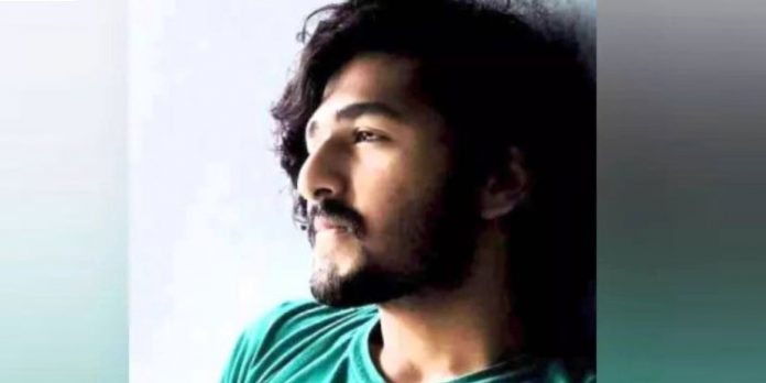 മരണത്തിലെ ദുരൂഹത അന്വേഷിക്കണം ; പെരുന്തേനരുവി വെള്ളച്ചാട്ടത്തില് മുങ്ങി മരിച്ച യുവാവിന്റെ മാതാപിതാക്കള് മരണത്തിലെ ദുരൂഹത അന്വേഷിക്കണം ; പെരുന്തേനരുവി വെള്ളച്ചാട്ടത്തില് മുങ്ങി മരിച്ച യുവാവിന്റെ മാതാപിതാക്കള്