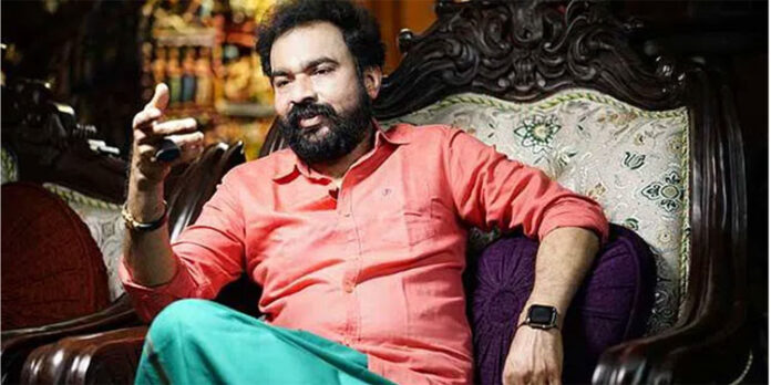 പുരാവസ്തു തട്ടിപ്പ് കേസില് മോന്സണ് മാവുങ്കലിനെ ഇന്ന് വിശദമായി ചോദ്യം ചെയ്യും പുരാവസ്തു തട്ടിപ്പ് കേസില് മോന്സണ് മാവുങ്കലിനെ ഇന്ന് വിശദമായി ചോദ്യം ചെയ്യും