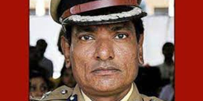 യുവാക്കളെ തീവ്രവാദത്തിലേക്ക് ആകര്ഷിക്കുന്ന ഈജിപ്ഷ്യന് മുസ്ലീം പണ്ഡിതന്്റെ പുസ്തകം നിരോധിക്കണം : സംസ്ഥാന പോലീസ് മേധാവി യുവാക്കളെ തീവ്രവാദത്തിലേക്ക് ആകര്ഷിക്കുന്ന ഈജിപ്ഷ്യന് മുസ്ലീം പണ്ഡിതന്്റെ പുസ്തകം നിരോധിക്കണം : സംസ്ഥാന പോലീസ് മേധാവി
