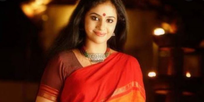 ഫേസ്ബുക്ക് അക്കൗണ്ട് ഹാക്ക് ചെയ്യപ്പെട്ടെന്ന് മേതില് ദേവിക ഫേസ്ബുക്ക് അക്കൗണ്ട് ഹാക്ക് ചെയ്യപ്പെട്ടെന്ന് മേതില് ദേവിക