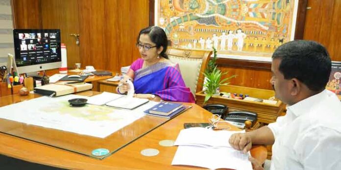 ശബരിമല പാത ഉള്പ്പെടെയുള്ള റോഡുകളുടെ നിര്മാണം സമയബന്ധിതമായി പൂര്ത്തിയാക്കണം : മന്ത്രി വീണാ ജോര്ജ് ശബരിമല പാത ഉള്പ്പെടെയുള്ള റോഡുകളുടെ നിര്മാണം സമയബന്ധിതമായി പൂര്ത്തിയാക്കണം : മന്ത്രി വീണാ ജോര്ജ്