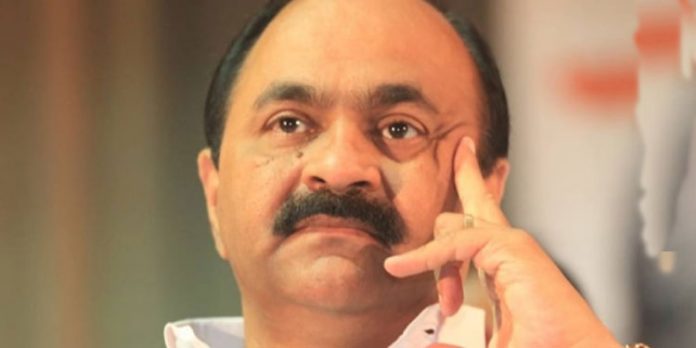 ‘യുഡിഎഫിനെ ദുര്ബലപ്പെടുത്താന് ഏത് ചെകുത്താനുമായും കൂട്ടുകൂടുന്നു’ ; സിപിഎമ്മിനെതിരെ വി ഡി സതീശന് ‘യുഡിഎഫിനെ ദുര്ബലപ്പെടുത്താന് ഏത് ചെകുത്താനുമായും കൂട്ടുകൂടുന്നു’ ; സിപിഎമ്മിനെതിരെ വി ഡി സതീശന്