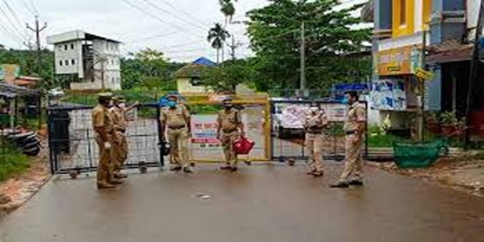 അതിർത്തികളിൽ നിപ പരിശോധന കർശനമാക്കി തമിഴ്നാട് സര്ക്കാര് അതിർത്തികളിൽ നിപ പരിശോധന കർശനമാക്കി തമിഴ്നാട് സര്ക്കാര്