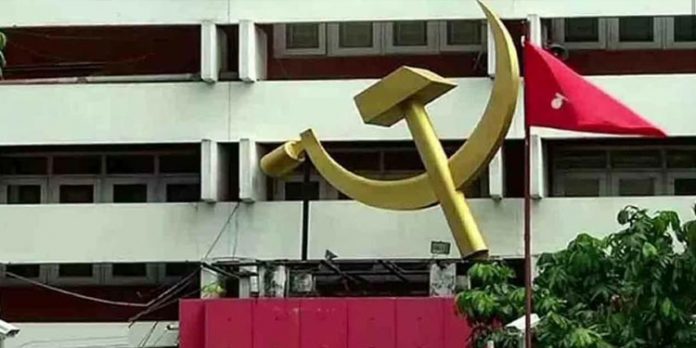 കോൺഗ്രസ് വിടുന്നവരെ കൂട്ടാന് സി.പി.എം ; പിന്നാലെ പോയി നേതാക്കളെ ആകർഷിക്കില്ല കോൺഗ്രസ് വിടുന്നവരെ കൂട്ടാന് സി.പി.എം ; പിന്നാലെ പോയി നേതാക്കളെ ആകർഷിക്കില്ല