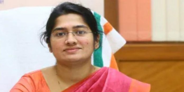 ടി.വി അനുപമ പ്രവേശനപരീക്ഷാ കമ്മിഷണർ ; മുഹമ്മദ് വൈ.സഫറുള്ള ജി.എസ്.ടി സ്പെഷ്യല് കമ്മിഷണര് ടി.വി അനുപമ പ്രവേശനപരീക്ഷാ കമ്മിഷണർ ; മുഹമ്മദ് വൈ.സഫറുള്ള ജി.എസ്.ടി സ്പെഷ്യല് കമ്മിഷണര്