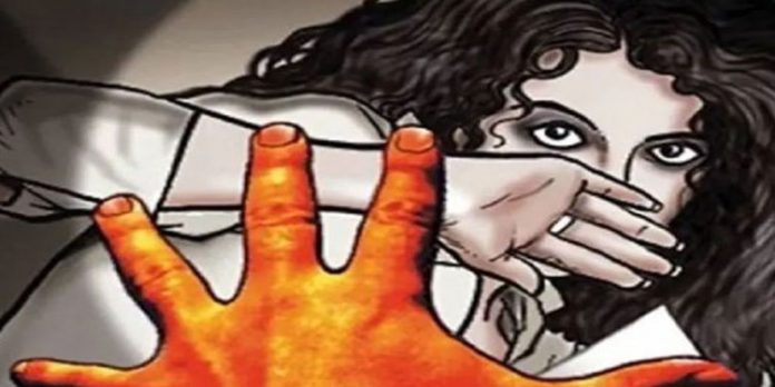 യുവതിയെ കൂട്ട ബലാല്സംഗത്തിനിരയാക്കിയ സംഭവത്തില് രണ്ട് പ്രതികളെ കൂടി പോലിസ് പിടികൂടി യുവതിയെ കൂട്ട ബലാല്സംഗത്തിനിരയാക്കിയ സംഭവത്തില് രണ്ട് പ്രതികളെ കൂടി പോലിസ് പിടികൂടി