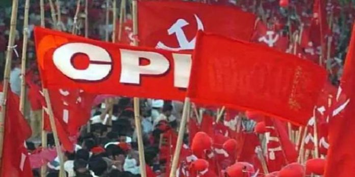 ആനി രാജയുടെ പരാമർശം തെറ്റെന്ന് സി.പി.ഐ ; ദേശീയ നേതൃത്വത്തെ അതൃപ്തി അറിയിക്കും ആനി രാജയുടെ പരാമർശം തെറ്റെന്ന് സി.പി.ഐ ; ദേശീയ നേതൃത്വത്തെ അതൃപ്തി അറിയിക്കും