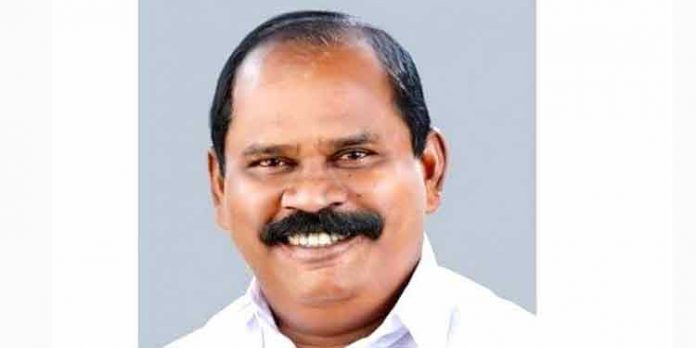 പോലീസ് ഇരട്ടത്താപ്പ് അവസാനിപ്പിക്കണം ; ഗുരുതര ആരോപണങ്ങളുമായി ഡി.സി.സി പ്രസിഡന്റ് സതീഷ് കൊച്ചുപറമ്പില് പോലീസ് ഇരട്ടത്താപ്പ് അവസാനിപ്പിക്കണം ; ഗുരുതര ആരോപണങ്ങളുമായി ഡി.സി.സി പ്രസിഡന്റ് സതീഷ് കൊച്ചുപറമ്പില്