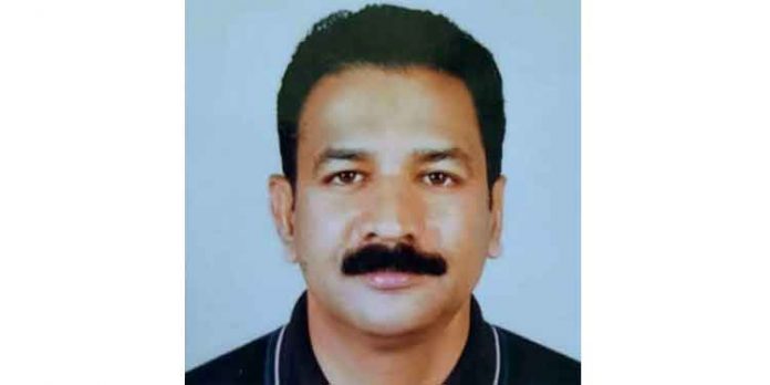 തിരുവല്ല വളഞ്ഞവട്ടം സ്വദേശി കുവൈത്തില് ഹൃദയാഘാതം മൂലം മരിച്ചു തിരുവല്ല വളഞ്ഞവട്ടം സ്വദേശി കുവൈത്തില് ഹൃദയാഘാതം മൂലം മരിച്ചു