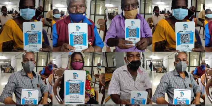 തെരുവ് കച്ചവടക്കാരും ഡിജിറ്റലാകുന്നു ; യുപിഐ , ക്യു ആര് കോഡ് ഉപയോഗിച്ച് ഡിജിറ്റല് പണമിടപാട് തെരുവ് കച്ചവടക്കാരും ഡിജിറ്റലാകുന്നു ; യുപിഐ , ക്യു ആര് കോഡ് ഉപയോഗിച്ച് ഡിജിറ്റല് പണമിടപാട്