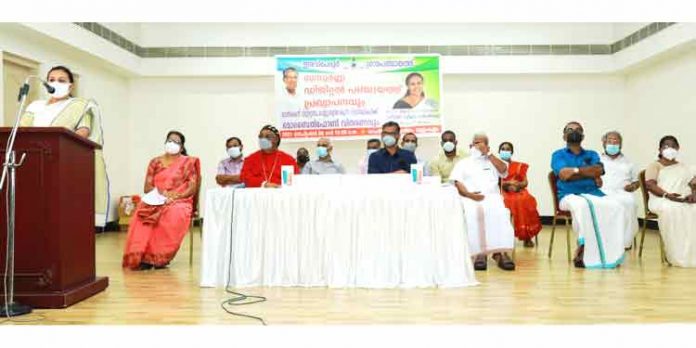 രണ്ട് ലക്ഷം രൂപയുടെ കോവിഡ് പ്രതിരോധത്തിനായുള്ള മരുന്നുകളും മറ്റ് അനുബന്ധ സാമഗ്രികളും നല്കി രണ്ട് ലക്ഷം രൂപയുടെ കോവിഡ് പ്രതിരോധത്തിനായുള്ള മരുന്നുകളും മറ്റ് അനുബന്ധ സാമഗ്രികളും നല്കി